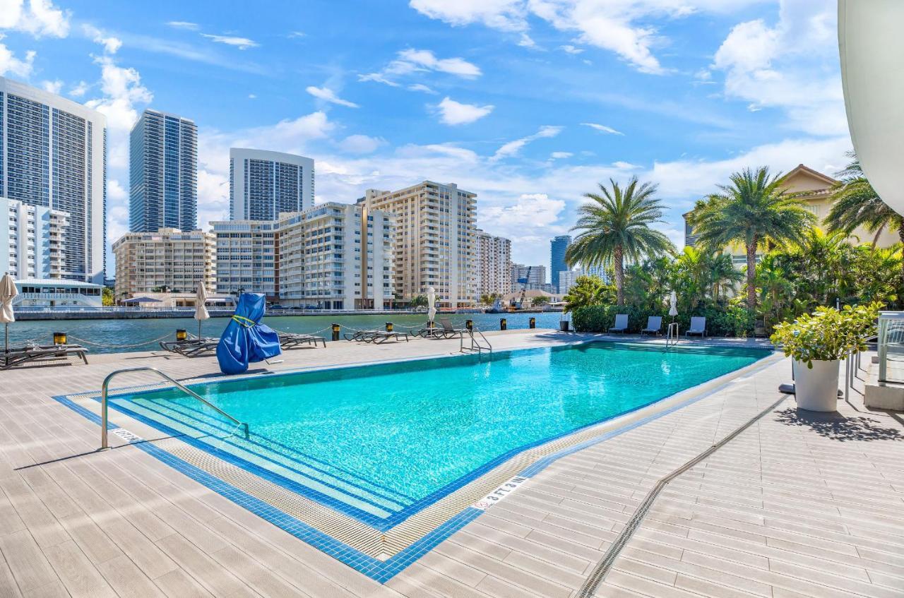 Resort-Style Living With Direct Ocean Views - 3Br Beauty Hallandale Beach Esterno foto