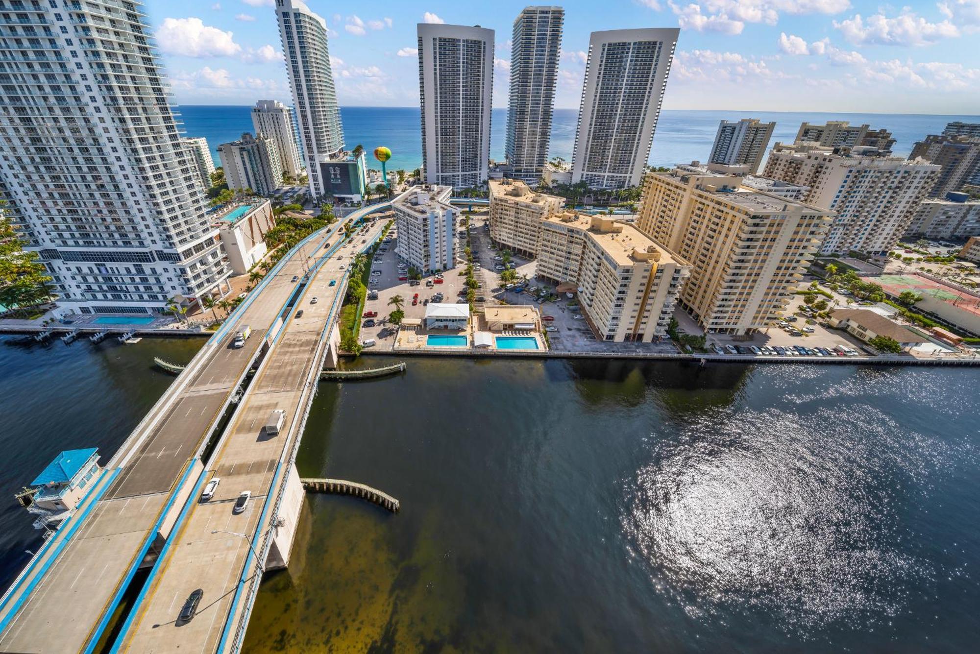 Resort-Style Living With Direct Ocean Views - 3Br Beauty Hallandale Beach Esterno foto
