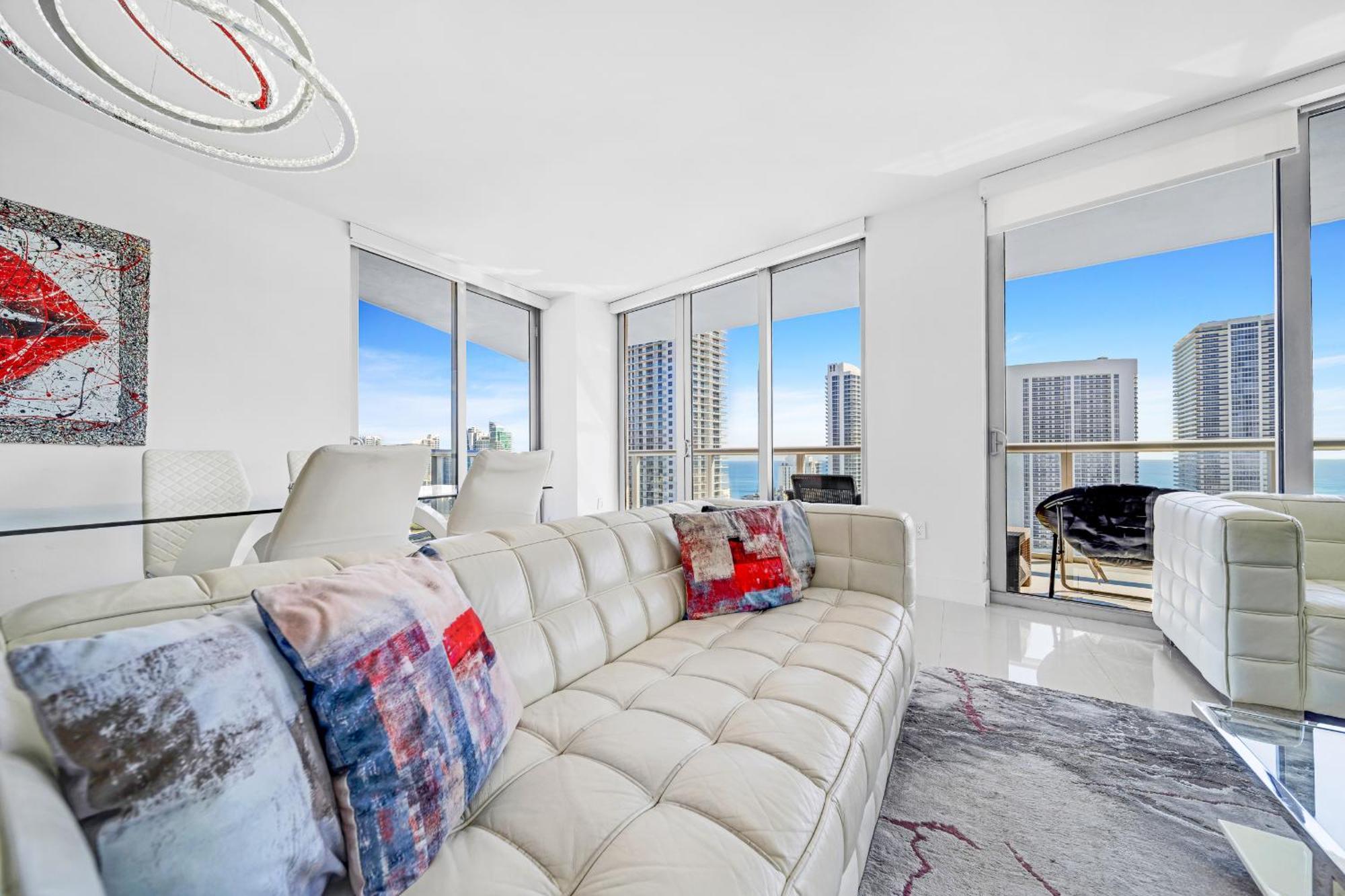 Resort-Style Living With Direct Ocean Views - 3Br Beauty Hallandale Beach Esterno foto