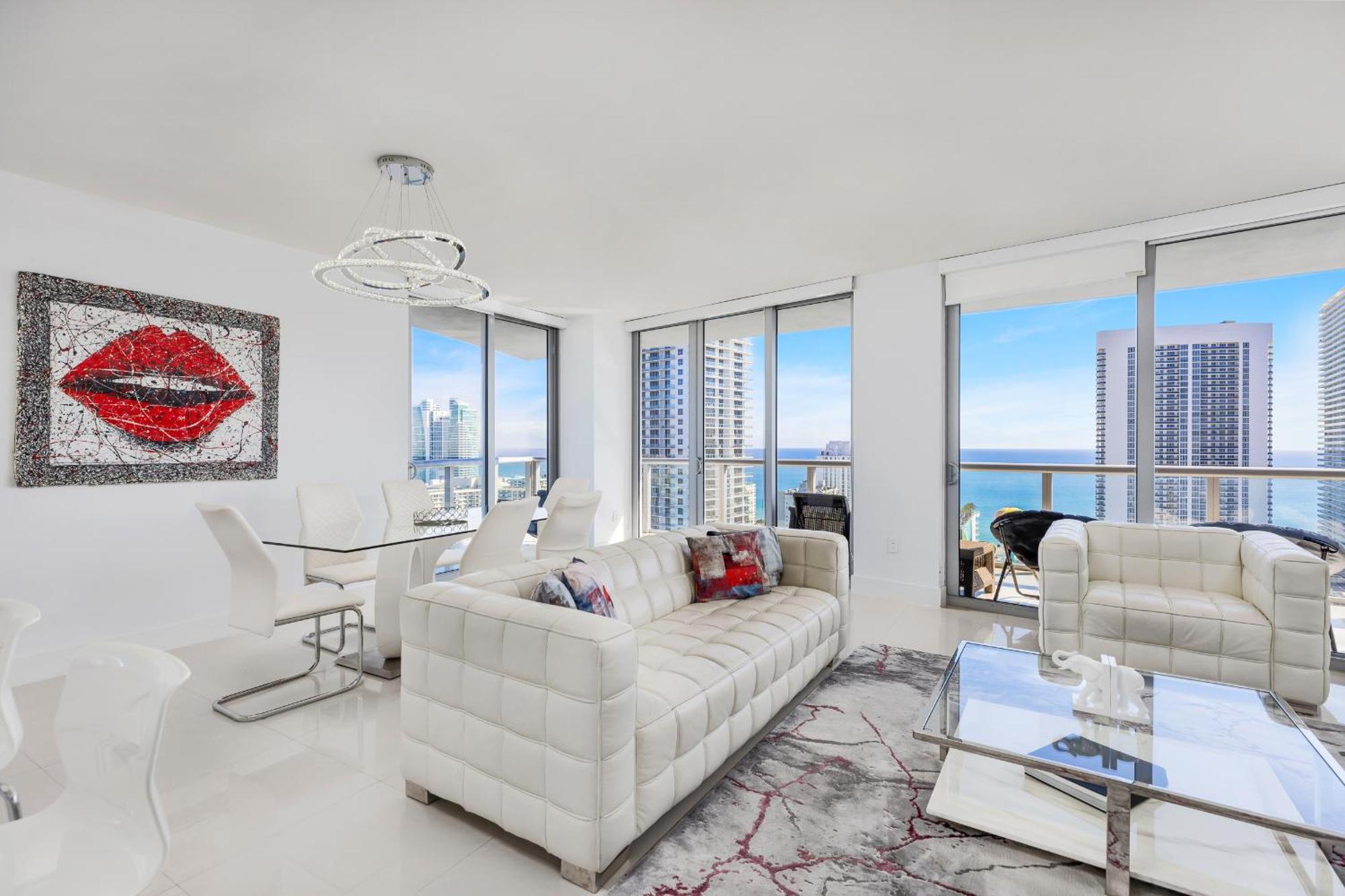 Resort-Style Living With Direct Ocean Views - 3Br Beauty Hallandale Beach Esterno foto